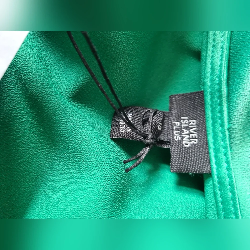River Island green wrap satin mini dress size 18 NWT plus size - Picture 10 of 13